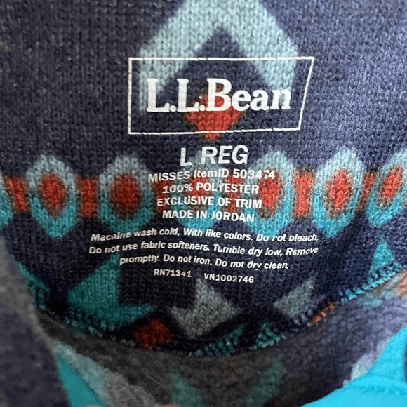 L.L. Bean Blue Patterned Jacket - Picture 2 of 5